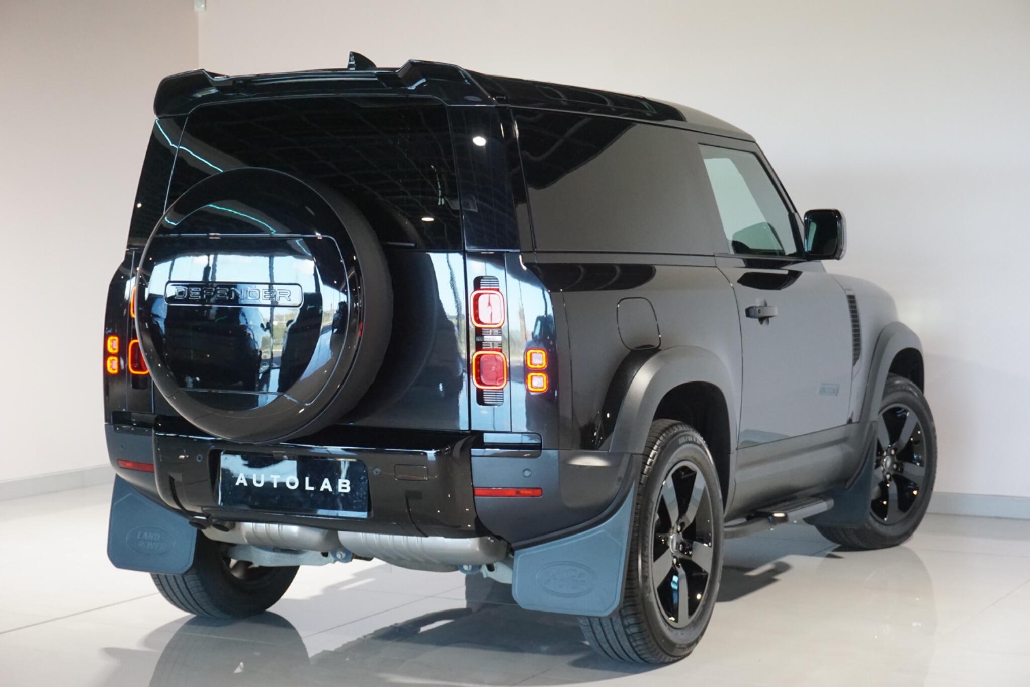 Land Rover Defender 90 3.0 D250 MHEV Hard Top SUV 3dr Diesel Auto 4WD SWB Euro 6 (s/s) (250 ps)
